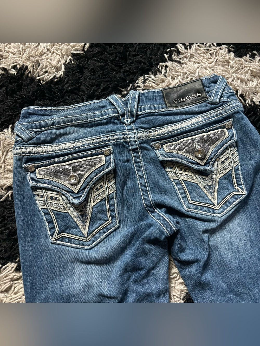 Vigoss Low Rise The New York Slim Boot Medium Wash Denim Bedazzled Bling Jeans